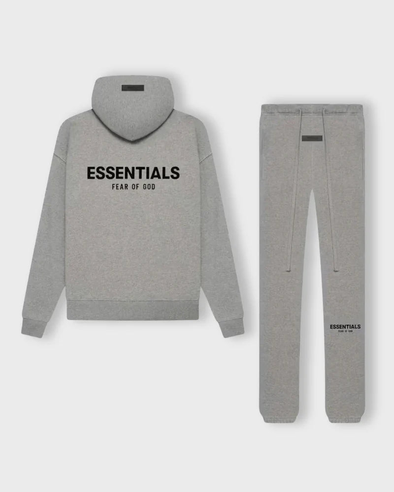 ESSENTIAL | TRACKSUIT
